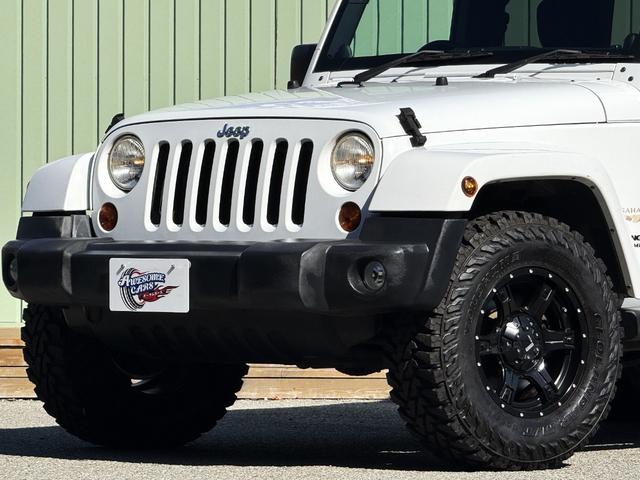 ジープ・ラングラーアンリミテッド 　／禁煙車／ＬＥＸＸＥＬ　ＯＵＴＬＡＷ　１７ＡＷ／ＹＯＫＯＨＡＭＡ　ＧＥＯＬＡＮＤＡＲ　ＭＴタイヤ／Ｊｅｅｐタイヤカバー／クルコン／キーレスエントリー／カロッツェリア／フルセグ／Ｂｌｕｅｔｏｏｔｈ／（10枚目）