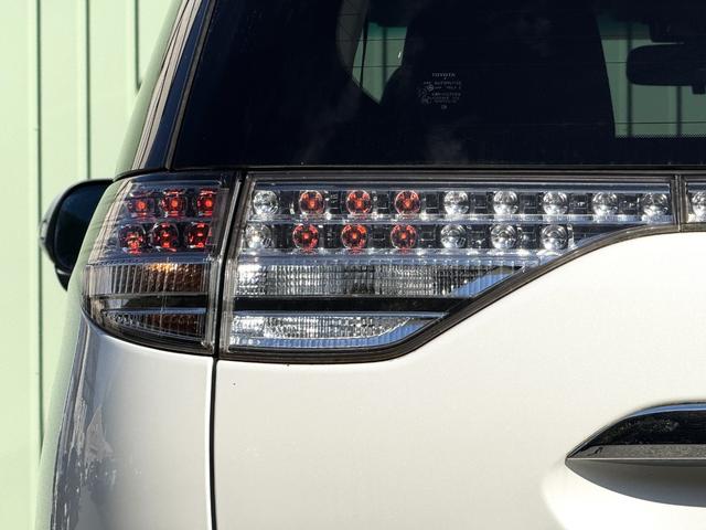 エスティマ 2.4アエラス Gエディション /特別仕様車/7人乗/キャプテンシ-ト/Kranze20AW/両側電動スライド/クルコン/後席モニター/フルセグ/Bluetooth/CD/DVD/Bカメラ/ウッドコンビステアリング/HIDライト/(28枚目)