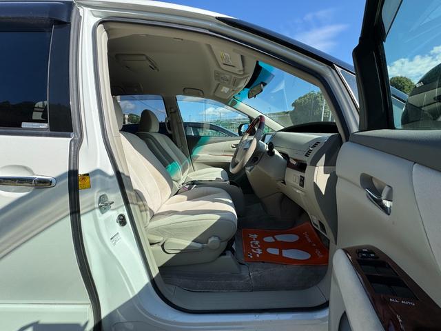 エスティマ 2.4アエラス Gエディション /特別仕様車/7人乗/キャプテンシ-ト/Kranze20AW/両側電動スライド/クルコン/後席モニター/フルセグ/Bluetooth/CD/DVD/Bカメラ/ウッドコンビステアリング/HIDライト/(43枚目)