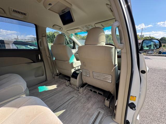 エスティマ 2.4アエラス Gエディション /特別仕様車/7人乗/キャプテンシ-ト/Kranze20AW/両側電動スライド/クルコン/後席モニター/フルセグ/Bluetooth/CD/DVD/Bカメラ/ウッドコンビステアリング/HIDライト/(69枚目)