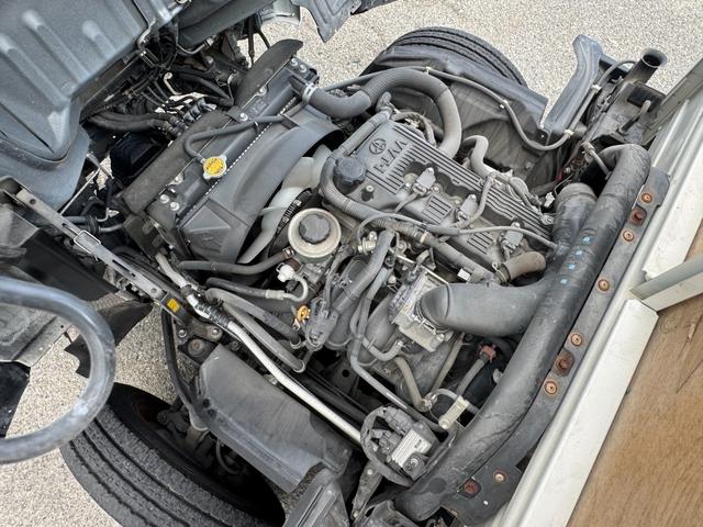 トヨエース シングルジャストロー /禁煙車/5速マニュアル/積載量1250kg/ガソリン車/普通免許運転OK/カロッツェリアオーディオ/CD/AUX/車検受渡(38枚目)