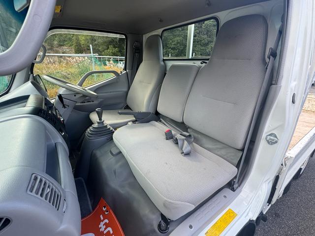 トヨエース シングルジャストロー /禁煙車/5速マニュアル/積載量1250kg/ガソリン車/普通免許運転OK/カロッツェリアオーディオ/CD/AUX/車検受渡(59枚目)