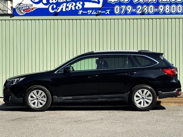 レガシィアウトバック ベースグレード　アイサイトＶＥＲ３／アドバンスドセイフティＰＫＧ／黒革／シートヒーター／フルセグナビ／Ｂｌｕｅｔｏｏｔｈ／バックカメラ／１７ＡＷ／左右独立オートＡＣ／パワーシート／シートヒーター／ＬＥＤヘッド／ＥＴＣ（10枚目）