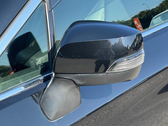 レガシィアウトバック ベースグレード　アイサイトＶＥＲ３／アドバンスドセイフティＰＫＧ／黒革／シートヒーター／フルセグナビ／Ｂｌｕｅｔｏｏｔｈ／バックカメラ／１７ＡＷ／左右独立オートＡＣ／パワーシート／シートヒーター／ＬＥＤヘッド／ＥＴＣ（19枚目）