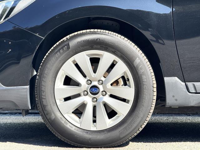 レガシィアウトバック ベースグレード　アイサイトＶＥＲ３／アドバンスドセイフティＰＫＧ／黒革／シートヒーター／フルセグナビ／Ｂｌｕｅｔｏｏｔｈ／バックカメラ／１７ＡＷ／左右独立オートＡＣ／パワーシート／シートヒーター／ＬＥＤヘッド／ＥＴＣ（30枚目）