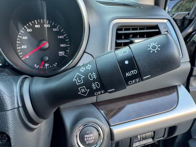 レガシィアウトバック ベースグレード　アイサイトＶＥＲ３／アドバンスドセイフティＰＫＧ／黒革／シートヒーター／フルセグナビ／Ｂｌｕｅｔｏｏｔｈ／バックカメラ／１７ＡＷ／左右独立オートＡＣ／パワーシート／シートヒーター／ＬＥＤヘッド／ＥＴＣ（50枚目）