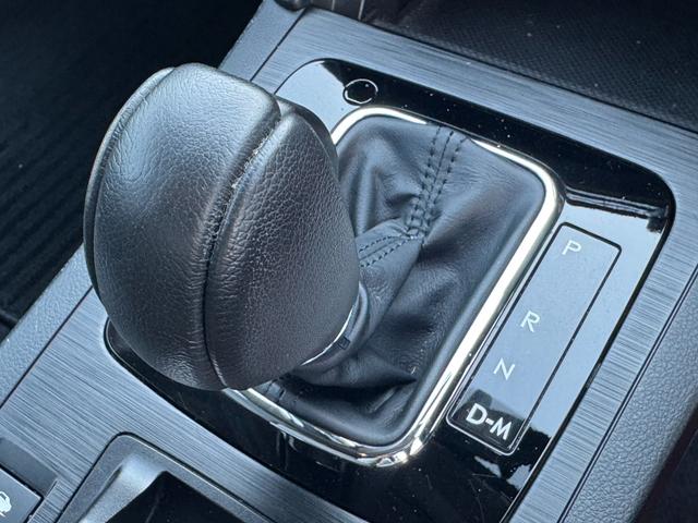 レガシィアウトバック ベースグレード　アイサイトＶＥＲ３／アドバンスドセイフティＰＫＧ／黒革／シートヒーター／フルセグナビ／Ｂｌｕｅｔｏｏｔｈ／バックカメラ／１７ＡＷ／左右独立オートＡＣ／パワーシート／シートヒーター／ＬＥＤヘッド／ＥＴＣ（56枚目）