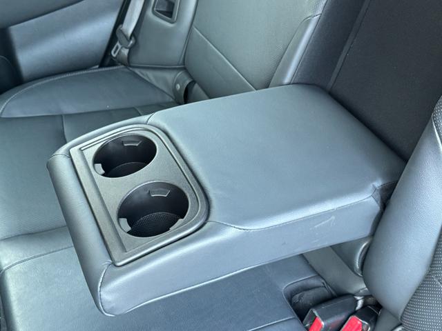 レガシィアウトバック ベースグレード　アイサイトＶＥＲ３／アドバンスドセイフティＰＫＧ／黒革／シートヒーター／フルセグナビ／Ｂｌｕｅｔｏｏｔｈ／バックカメラ／１７ＡＷ／左右独立オートＡＣ／パワーシート／シートヒーター／ＬＥＤヘッド／ＥＴＣ（78枚目）