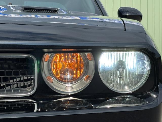 ダッジ・チャレンジャー ＳＥ　ＳＥ／ＴＳＷ２２ＡＷ／黒革調シートカバー／ＡＴＯＭＯディスプレイオーディオ／Ｂｌｕｅｔｏｏｔｈ／バックカメラ／ＬＥＤヘッドライト／ＬＥＤフォグランプ（19枚目）