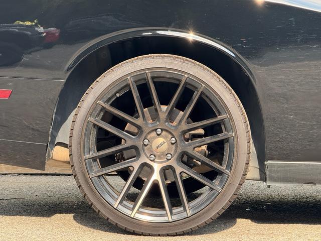 ダッジ・チャレンジャー ＳＥ　ＳＥ／ＴＳＷ２２ＡＷ／黒革調シートカバー／ＡＴＯＭＯディスプレイオーディオ／Ｂｌｕｅｔｏｏｔｈ／バックカメラ／ＬＥＤヘッドライト／ＬＥＤフォグランプ（31枚目）