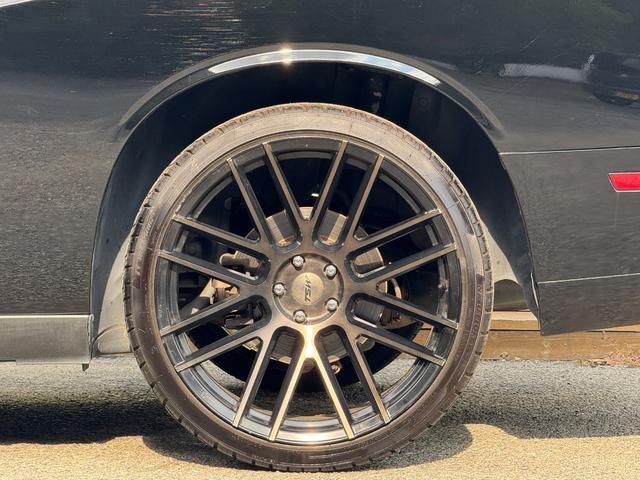 ダッジ・チャレンジャー ＳＥ　ＳＥ／ＴＳＷ２２ＡＷ／黒革調シートカバー／ＡＴＯＭＯディスプレイオーディオ／Ｂｌｕｅｔｏｏｔｈ／バックカメラ／ＬＥＤヘッドライト／ＬＥＤフォグランプ（33枚目）
