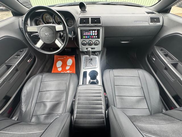 ダッジ・チャレンジャー ＳＥ　ＳＥ／ＴＳＷ２２ＡＷ／黒革調シートカバー／ＡＴＯＭＯディスプレイオーディオ／Ｂｌｕｅｔｏｏｔｈ／バックカメラ／ＬＥＤヘッドライト／ＬＥＤフォグランプ（42枚目）