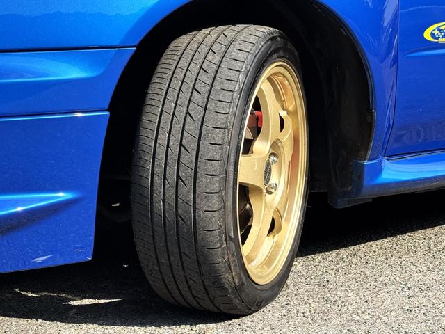 インプレッサ WRX WR-リミテッド 2004 /5MT/TB交換済み/EJ20/大型リアウイング/革巻きMOMOステアリング/17インチホイール/フルセグ/Bluetooth/キーレスエントリー/ETC/(33枚目)