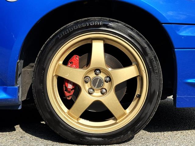 インプレッサ WRX WR-リミテッド 2004 /5MT/TB交換済み/EJ20/大型リアウイング/革巻きMOMOステアリング/17インチホイール/フルセグ/Bluetooth/キーレスエントリー/ETC/(37枚目)