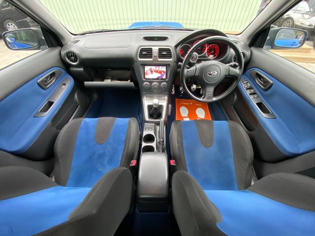 インプレッサ WRX WR-リミテッド 2004 /5MT/TB交換済み/EJ20/大型リアウイング/革巻きMOMOステアリング/17インチホイール/フルセグ/Bluetooth/キーレスエントリー/ETC/(45枚目)