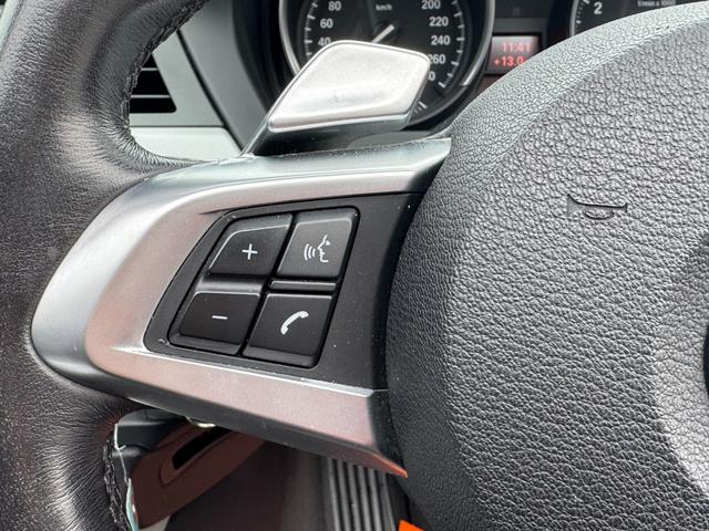 Ｚ４ ｓＤｒｉｖｅ２３ｉ　ハイラインパッケージ　／黒革シート／パワーシート／シートヒーター／電子制御パーキング／ＨＩＤヘッドライト／１７インチホイール／パドルシフト／Ｂカメラ／（53枚目）