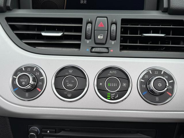 Ｚ４ ｓＤｒｉｖｅ２３ｉ　ハイラインパッケージ　／黒革シート／パワーシート／シートヒーター／電子制御パーキング／ＨＩＤヘッドライト／１７インチホイール／パドルシフト／Ｂカメラ／（57枚目）