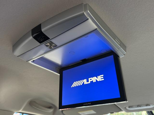 セレナ ハイウェイスター　Ｖセレクション　／禁煙車／両側電動スライド／ＡＬＰＡＩＮＥ後列モニター／インテリジェントキー（4枚目）