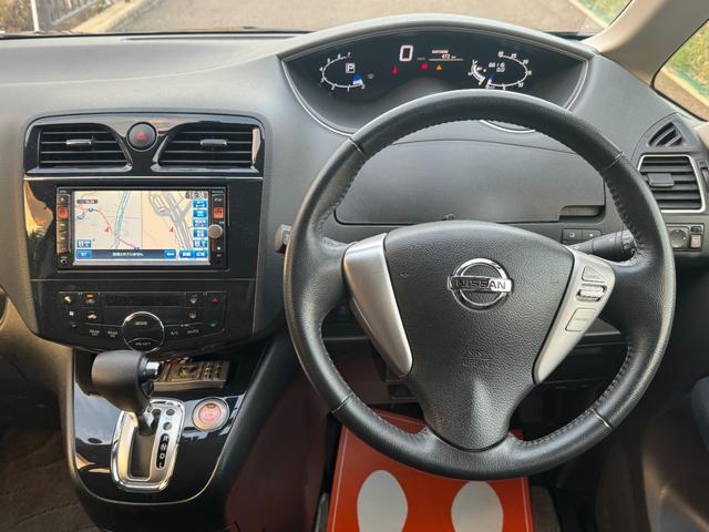 セレナ ハイウェイスター　Ｖセレクション　／禁煙車／両側電動スライド／ＡＬＰＡＩＮＥ後列モニター／インテリジェントキー（63枚目）