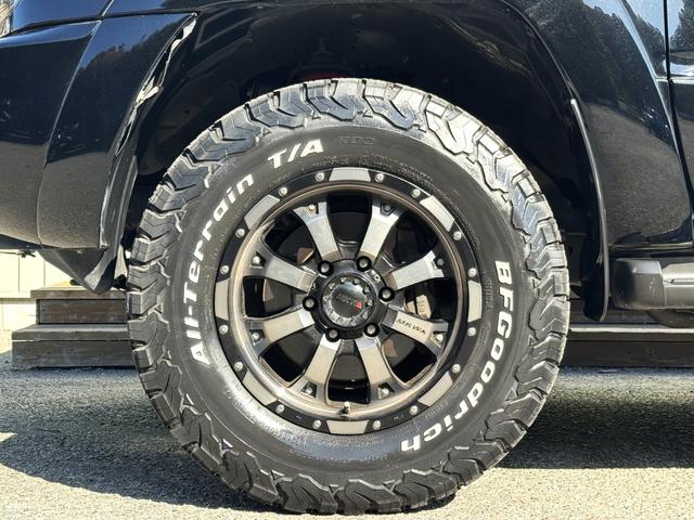 ハイラックスサーフ SSR-G /全塗装/リフトアップ/サンルーフ/MKW16AW/BF グットリッチホワイトレター/US TACOMA風グリル/社外ヘッドライト/新品シートカバー/フルセグナビ/Bluetooth/DVD(32枚目)