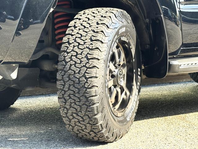 ハイラックスサーフ SSR-G /全塗装/リフトアップ/サンルーフ/MKW16AW/BF グットリッチホワイトレター/US TACOMA風グリル/社外ヘッドライト/新品シートカバー/フルセグナビ/Bluetooth/DVD(33枚目)