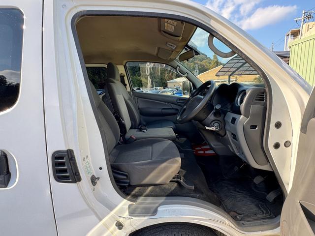 ＮＶ３５０キャラバンバン ロングＤＸターボ　／低床／３人乗／（9枚目）