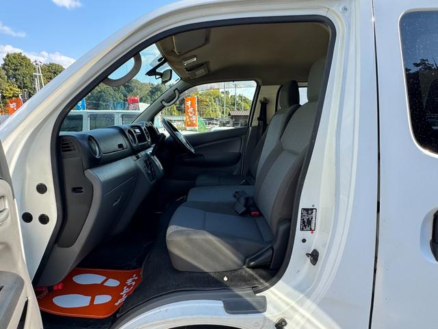 ＮＶ３５０キャラバンバン ロングＤＸターボ　／低床／３人乗／（27枚目）