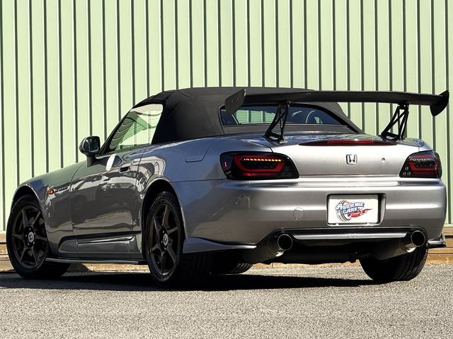 Ｓ２０００ ベースグレード　／６ＭＴ／ＨＫＳマフラー／ＯＰＢＢＳホイール／ＬＥＤヘッドライト／リアシーケンシャル／ローダウン／リアウイング／Ｄｅｆｉメーター／黒革ハーフレザー／オーディオ／エアコン動作確認／ＥＴＣ／キーレス（19枚目）