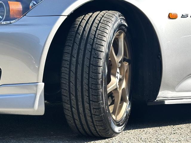 Ｓ２０００ ベースグレード　／６ＭＴ／ＨＫＳマフラー／ＯＰＢＢＳホイール／ＬＥＤヘッドライト／リアシーケンシャル／ローダウン／リアウイング／Ｄｅｆｉメーター／黒革ハーフレザー／オーディオ／エアコン動作確認／ＥＴＣ／キーレス（43枚目）