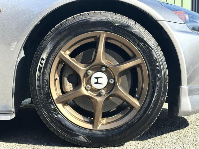 Ｓ２０００ ベースグレード　／６ＭＴ／ＨＫＳマフラー／ＯＰＢＢＳホイール／ＬＥＤヘッドライト／リアシーケンシャル／ローダウン／リアウイング／Ｄｅｆｉメーター／黒革ハーフレザー／オーディオ／エアコン動作確認／ＥＴＣ／キーレス（47枚目）