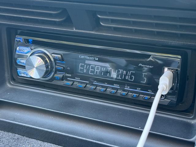 Ｓ２０００ ベースグレード　／６ＭＴ／ＨＫＳマフラー／ＯＰＢＢＳホイール／ＬＥＤヘッドライト／リアシーケンシャル／ローダウン／リアウイング／Ｄｅｆｉメーター／黒革ハーフレザー／オーディオ／エアコン動作確認／ＥＴＣ／キーレス（60枚目）