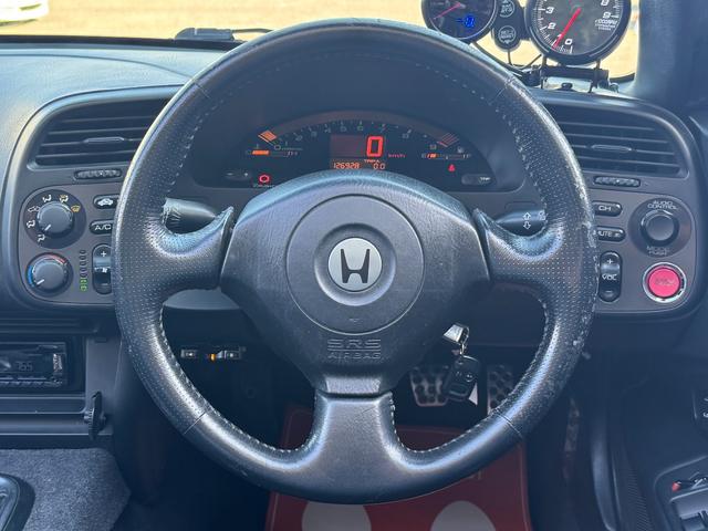 Ｓ２０００ ベースグレード　／６ＭＴ／ＨＫＳマフラー／ＯＰＢＢＳホイール／ＬＥＤヘッドライト／リアシーケンシャル／ローダウン／リアウイング／Ｄｅｆｉメーター／黒革ハーフレザー／オーディオ／エアコン動作確認／ＥＴＣ／キーレス（62枚目）