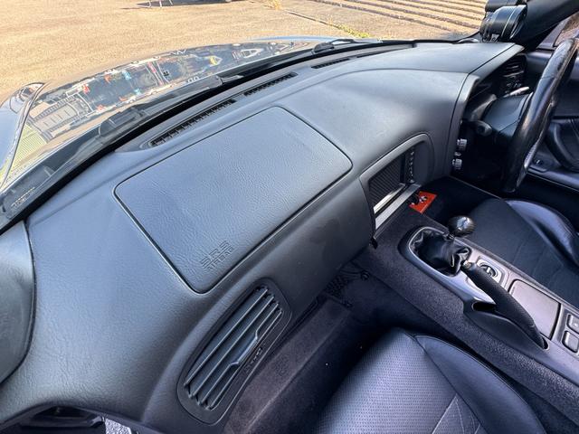 Ｓ２０００ ベースグレード　／６ＭＴ／ＨＫＳマフラー／ＯＰＢＢＳホイール／ＬＥＤヘッドライト／リアシーケンシャル／ローダウン／リアウイング／Ｄｅｆｉメーター／黒革ハーフレザー／オーディオ／エアコン動作確認／ＥＴＣ／キーレス（74枚目）