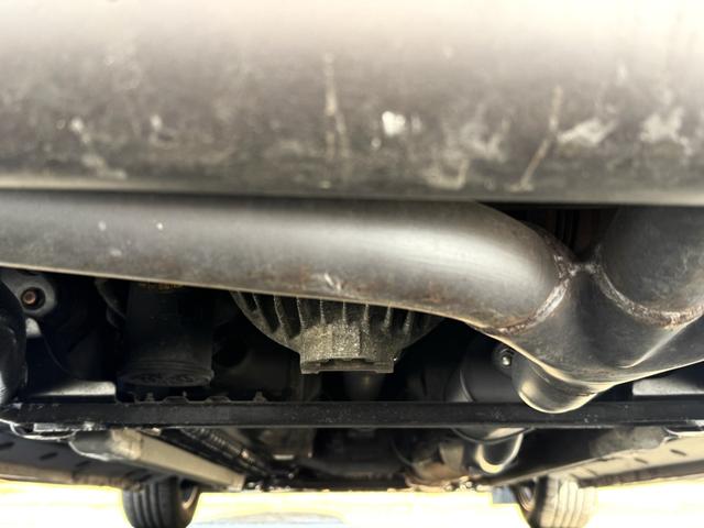 Ｓ２０００ ベースグレード　／６ＭＴ／ＨＫＳマフラー／ＯＰＢＢＳホイール／ＬＥＤヘッドライト／リアシーケンシャル／ローダウン／リアウイング／Ｄｅｆｉメーター／黒革ハーフレザー／オーディオ／エアコン動作確認／ＥＴＣ／キーレス（78枚目）