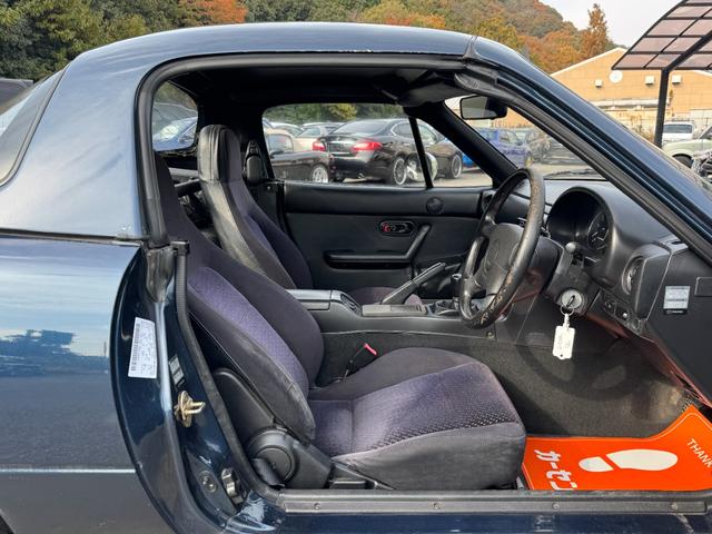 ユーノスロードスター B2リミテッド /5MT/1000台限定車/トワイライトブルーマイカ/ハードトップ/タイベル交換/幌付き/P1Racing 15AW/エアコン動作確認/リトラ動作確認/PW動作確認/オーディオ/社外スピーカー/ETC(55枚目)