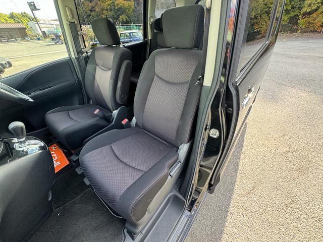 セレナ ハイウェイスター Vセレクション /禁煙車/両側電動/パノラミックルーフ/16AW/フルセグ/Bluetooth/CD/DVD/Bカメラ/インテリキー/Wエアコン/オートライト/クルコン/ウォークスルー/(61枚目)