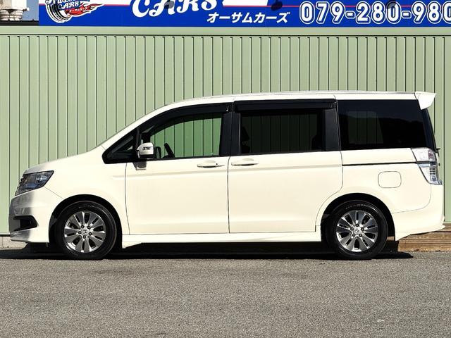 ステップワゴンスパーダ Ｓ　／禁煙車／両側電動スライド／ホンダインターナビ／ＴＶ／ＤＶＤ／ＣＤ／ミュージックサーバー／Ｂカメラ／スマートキー／ＥＴＣ／ドラレコ／ステアリングスイッチ／オートライト／フロントフォグ／ウォークスルー／（17枚目）