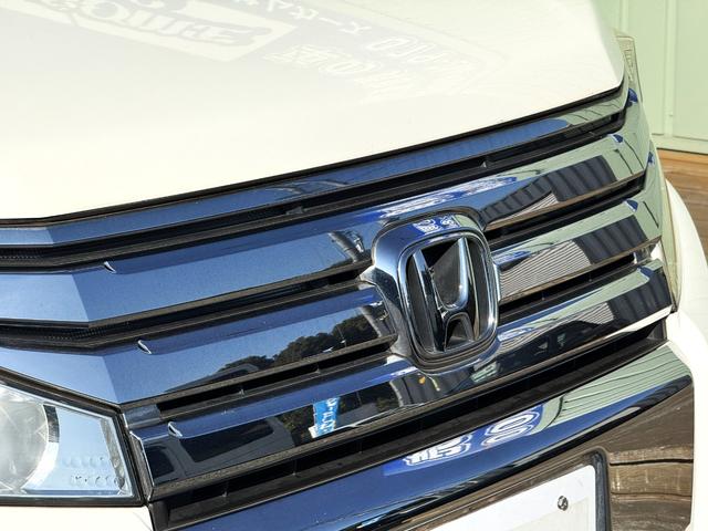 ステップワゴンスパーダ Ｓ　／禁煙車／両側電動スライド／ホンダインターナビ／ＴＶ／ＤＶＤ／ＣＤ／ミュージックサーバー／Ｂカメラ／スマートキー／ＥＴＣ／ドラレコ／ステアリングスイッチ／オートライト／フロントフォグ／ウォークスルー／（20枚目）