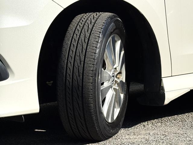 ステップワゴンスパーダ Ｓ　／禁煙車／両側電動スライド／ホンダインターナビ／ＴＶ／ＤＶＤ／ＣＤ／ミュージックサーバー／Ｂカメラ／スマートキー／ＥＴＣ／ドラレコ／ステアリングスイッチ／オートライト／フロントフォグ／ウォークスルー／（31枚目）