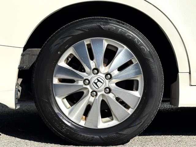 ステップワゴンスパーダ Ｓ　／禁煙車／両側電動スライド／ホンダインターナビ／ＴＶ／ＤＶＤ／ＣＤ／ミュージックサーバー／Ｂカメラ／スマートキー／ＥＴＣ／ドラレコ／ステアリングスイッチ／オートライト／フロントフォグ／ウォークスルー／（34枚目）