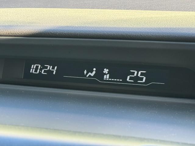 ステップワゴンスパーダ Ｓ　／禁煙車／両側電動スライド／ホンダインターナビ／ＴＶ／ＤＶＤ／ＣＤ／ミュージックサーバー／Ｂカメラ／スマートキー／ＥＴＣ／ドラレコ／ステアリングスイッチ／オートライト／フロントフォグ／ウォークスルー／（56枚目）