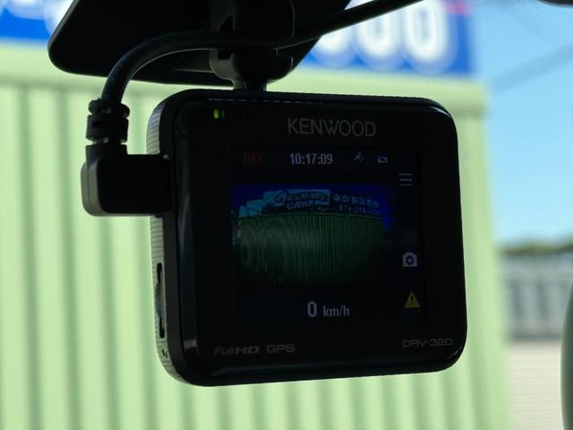 ステップワゴンスパーダ Ｓ　／禁煙車／両側電動スライド／ホンダインターナビ／ＴＶ／ＤＶＤ／ＣＤ／ミュージックサーバー／Ｂカメラ／スマートキー／ＥＴＣ／ドラレコ／ステアリングスイッチ／オートライト／フロントフォグ／ウォークスルー／（64枚目）