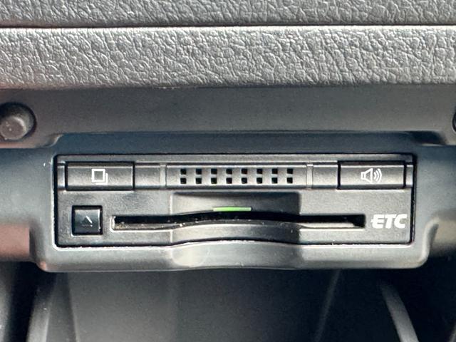 ヴェルファイア 2.4Z /後期/1オーナー/両側電動スライドドア/フルセグナビ/バックカメラ/スマートキー/ディスチャージ/デジタルインナーミラー/前後ドライブレコーダー/ETC(23枚目)