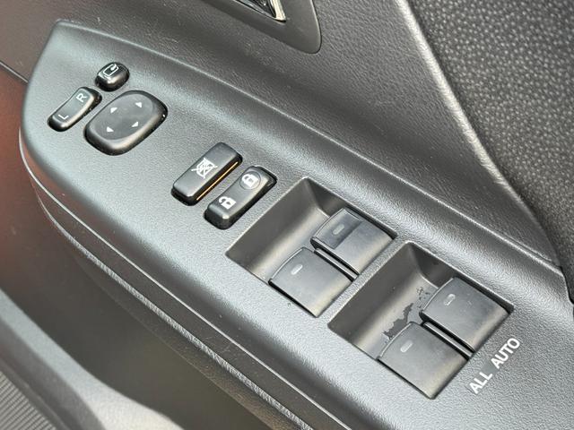 ヴェルファイア 2.4Z /後期/1オーナー/両側電動スライドドア/フルセグナビ/バックカメラ/スマートキー/ディスチャージ/デジタルインナーミラー/前後ドライブレコーダー/ETC(31枚目)