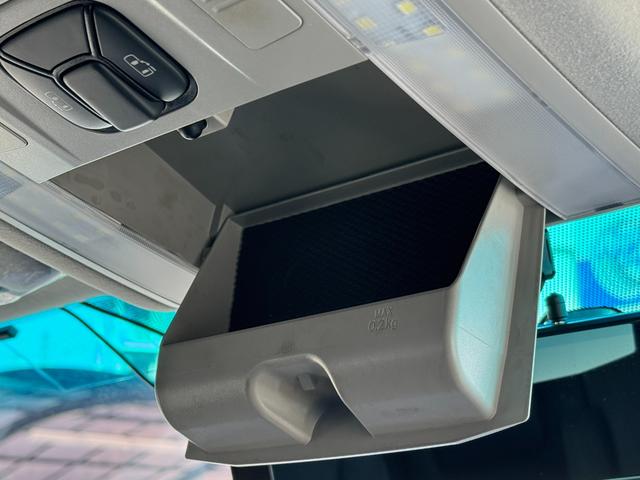 ヴェルファイア 2.4Z /後期/1オーナー/両側電動スライドドア/フルセグナビ/バックカメラ/スマートキー/ディスチャージ/デジタルインナーミラー/前後ドライブレコーダー/ETC(41枚目)