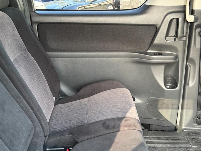 ヴェルファイア 2.4Z /後期/1オーナー/両側電動スライドドア/フルセグナビ/バックカメラ/スマートキー/ディスチャージ/デジタルインナーミラー/前後ドライブレコーダー/ETC(54枚目)