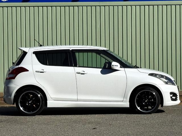 スイフトスポーツ ベースグレード　／６ＭＴ／Ｂａｄｘ　Ｓ－ＨＯＬＤ　Ｓ－５Ｖ　１７ＡＷ／ＨＩＤヘッドライト／フロントフォグ／スマートキー／オートライト／クルコン／オートエアコン／ＥＴＣ／（8枚目）