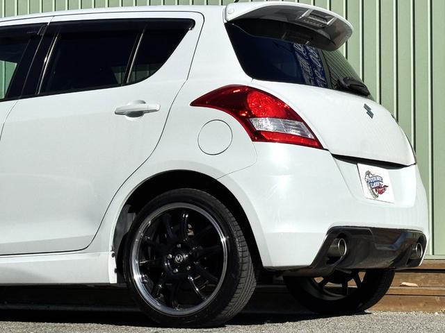 スイフトスポーツ ベースグレード　／６ＭＴ／Ｂａｄｘ　Ｓ－ＨＯＬＤ　Ｓ－５Ｖ　１７ＡＷ／ＨＩＤヘッドライト／フロントフォグ／スマートキー／オートライト／クルコン／オートエアコン／ＥＴＣ／（11枚目）