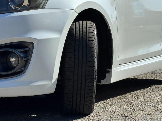 スイフトスポーツ ベースグレード　／６ＭＴ／Ｂａｄｘ　Ｓ－ＨＯＬＤ　Ｓ－５Ｖ　１７ＡＷ／ＨＩＤヘッドライト／フロントフォグ／スマートキー／オートライト／クルコン／オートエアコン／ＥＴＣ／（25枚目）