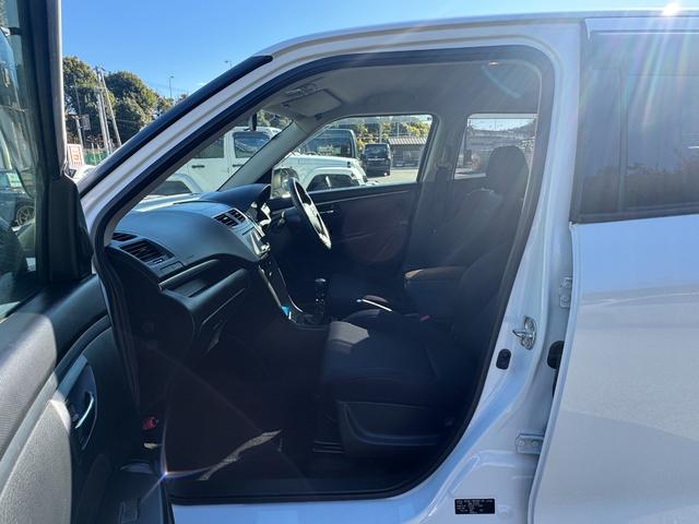 スイフトスポーツ ベースグレード　／６ＭＴ／Ｂａｄｘ　Ｓ－ＨＯＬＤ　Ｓ－５Ｖ　１７ＡＷ／ＨＩＤヘッドライト／フロントフォグ／スマートキー／オートライト／クルコン／オートエアコン／ＥＴＣ／（34枚目）